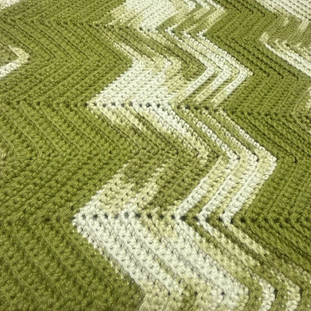 White vtg afghan